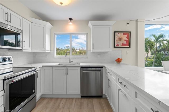 2265 W Gulf DR # 210F, Sanibel, FL 33957