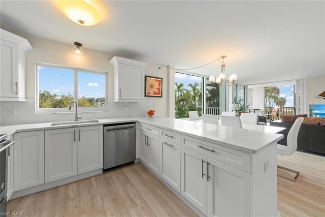 2265 W Gulf DR # 210F, Sanibel, FL 33957