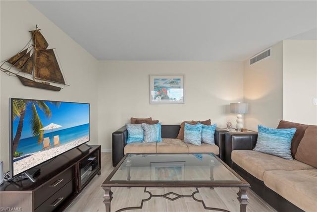 2265 W Gulf DR # 210F, Sanibel, FL 33957