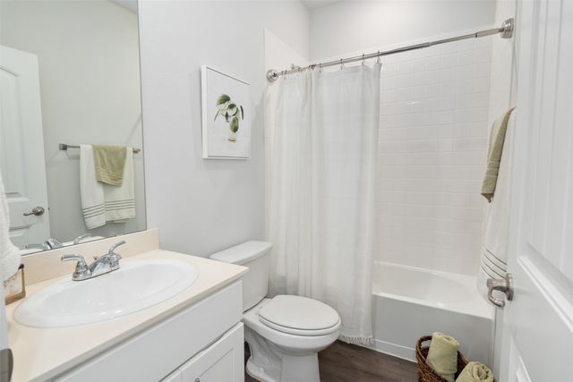 106 Willowbend Loop, Mabank, TX 75147