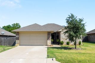 106 Willowbend Loop, Mabank, TX 75147