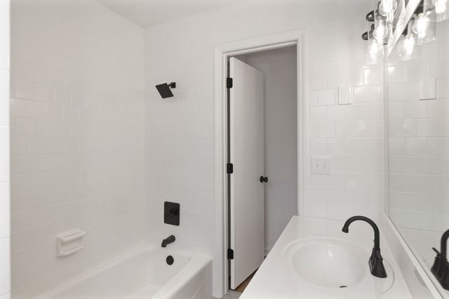 832 Hull Ave, Lewisburg, TN 37091