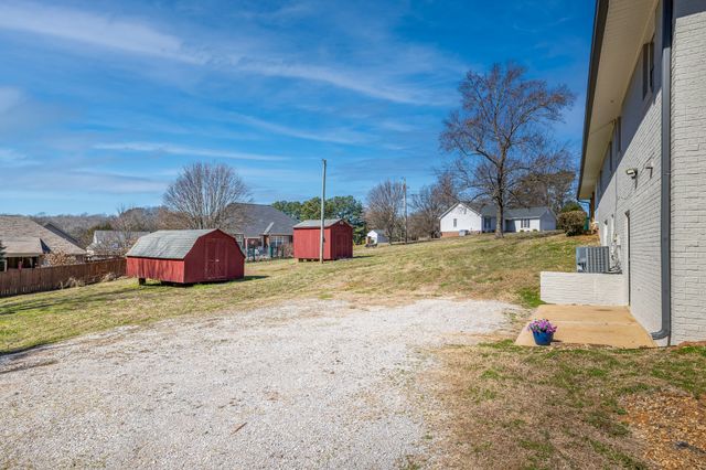 832 Hull Ave, Lewisburg, TN 37091