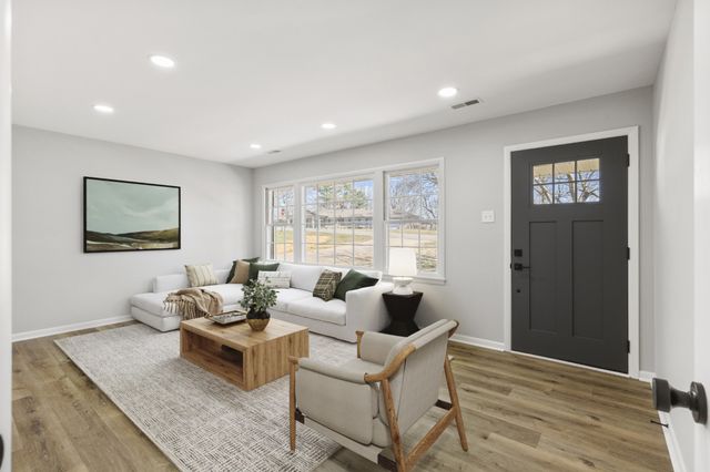 832 Hull Ave, Lewisburg, TN 37091