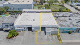 809 NW 1st St, Fort Lauderdale, FL 33311
