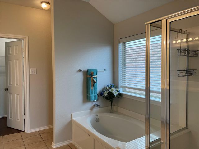 25615 Winford Estate Dr, Richmond, TX 77406