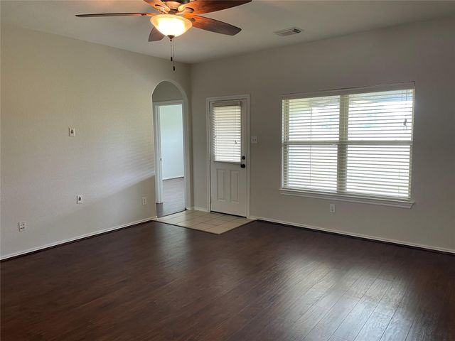 25615 Winford Estate Dr, Richmond, TX 77406
