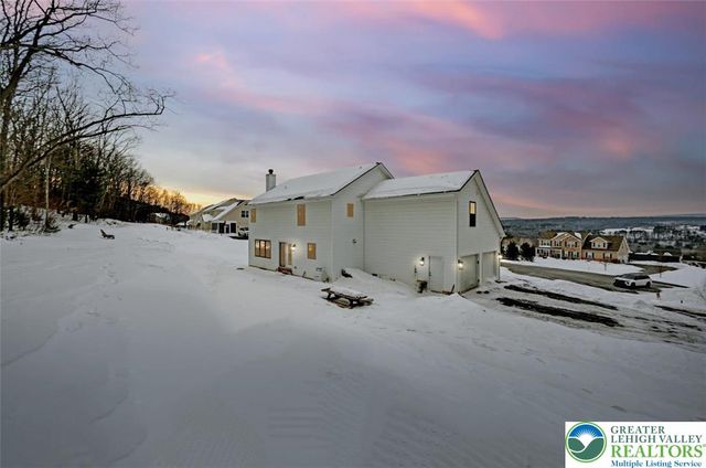 208 Bryan Drive, Polk Twp, PA 18333