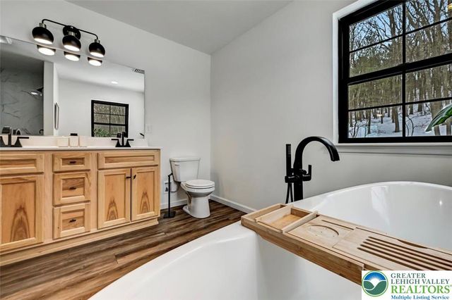 208 Bryan Drive, Polk Twp, PA 18333