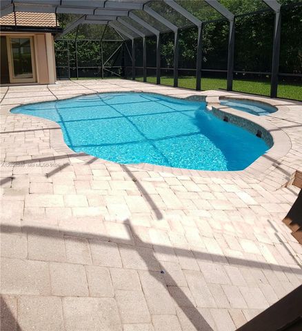 405 Sabal Way, Weston, FL 33326