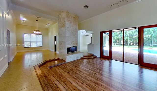 405 Sabal Way, Weston, FL 33326