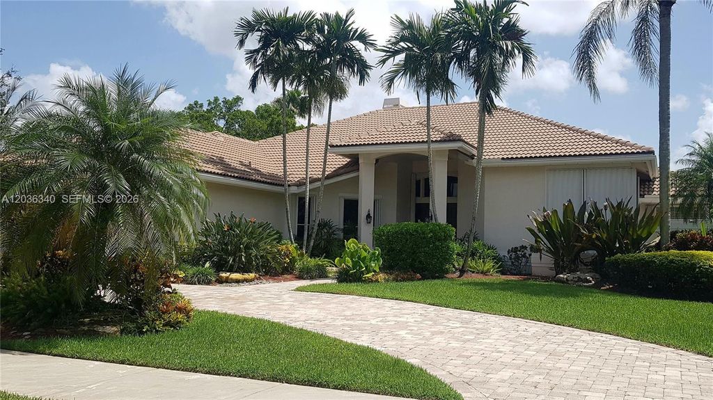 405 Sabal Way, Weston, FL 33326