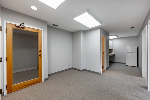 200 N Northwest Highway 101, Barrington, IL 60010