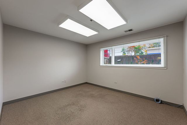 200 N Northwest Highway 101, Barrington, IL 60010