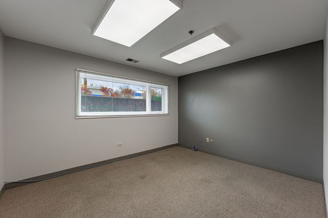 200 N Northwest Highway 101, Barrington, IL 60010