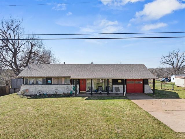 515 Lombardy Road, Guthrie, OK 73044