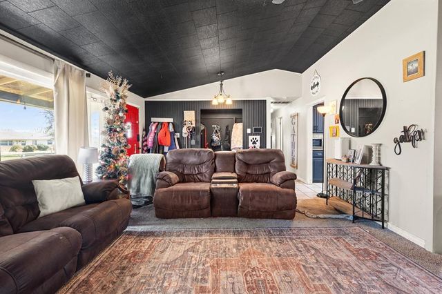 515 Lombardy Road, Guthrie, OK 73044