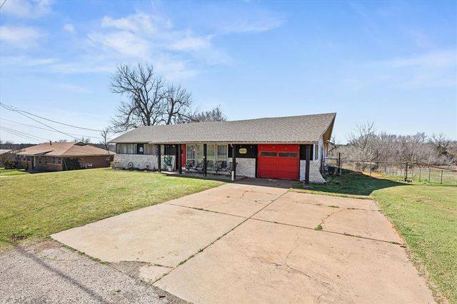 515 Lombardy Road, Guthrie, OK 73044