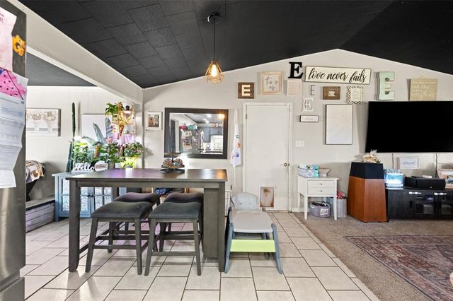 515 Lombardy Road, Guthrie, OK 73044