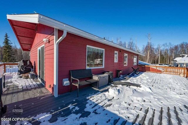 1254 E Glenwood Avenue, Wasilla, AK 99654