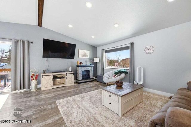 1254 E Glenwood Avenue, Wasilla, AK 99654