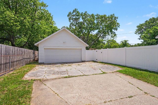 2226 Blodgett Street, Muskegon City, MI 49441
