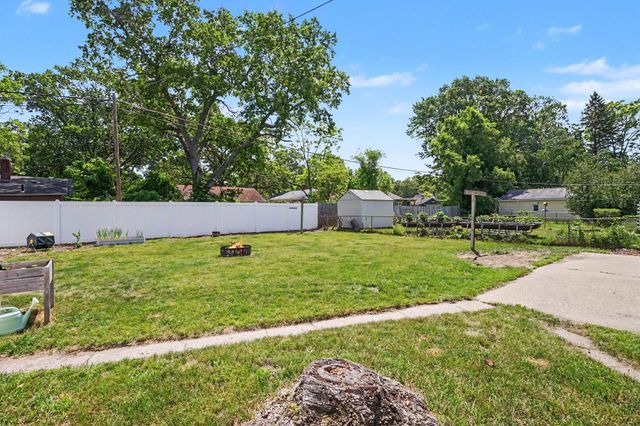 2226 Blodgett Street, Muskegon City, MI 49441