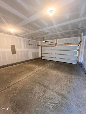 102 Bittersweet Trail, Benson, NC 27504