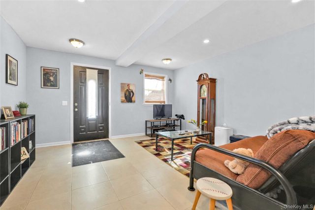 99-71 164th Avenue, Howard Beach, NY 11414