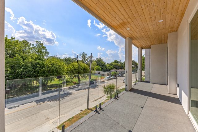 438 Bonnie View Road, Dallas, TX 75203