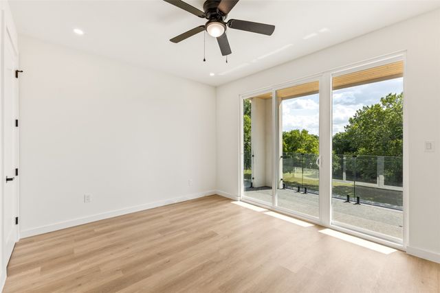 438 Bonnie View Road, Dallas, TX 75203