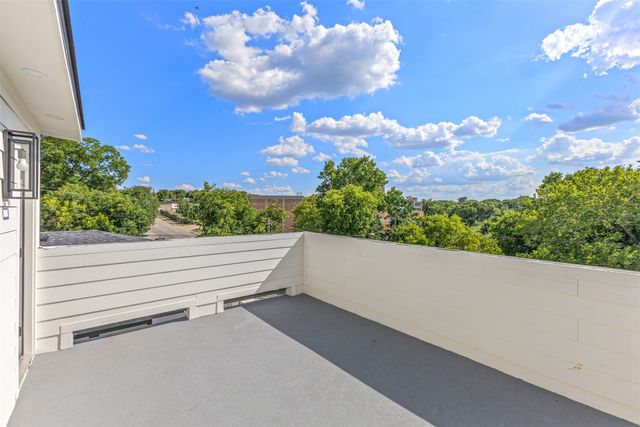 438 Bonnie View Road, Dallas, TX 75203