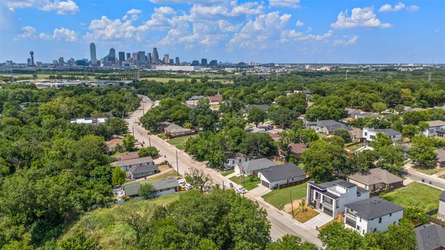 438 Bonnie View Road, Dallas, TX 75203