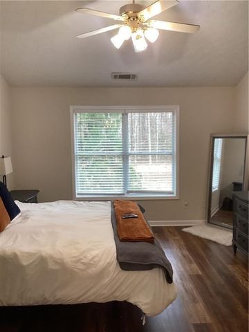 2546 Tullamore Circle, Snellville, GA 30039