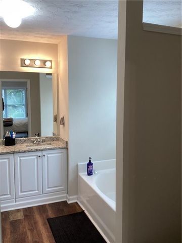 2546 Tullamore Circle, Snellville, GA 30039