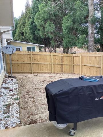 2546 Tullamore Circle, Snellville, GA 30039