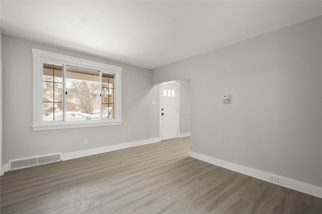 145 Marham Road, Munhall, PA 15120