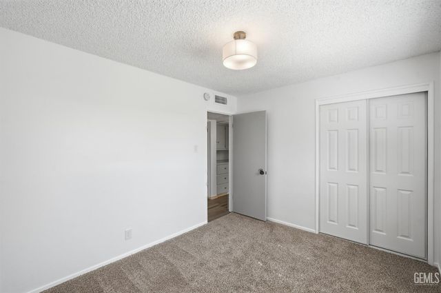 10421 Enger Street, Bakersfield, CA 93312