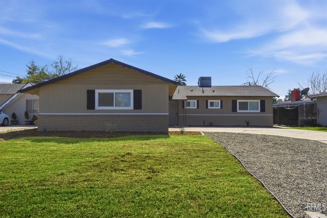 10421 Enger Street, Bakersfield, CA 93312