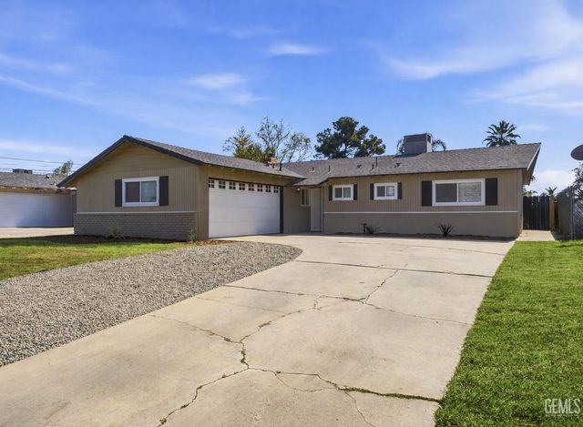 10421 Enger Street, Bakersfield, CA 93312