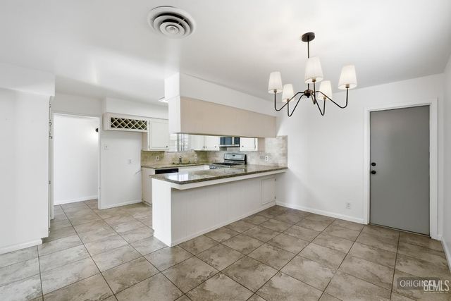 10421 Enger Street, Bakersfield, CA 93312