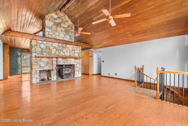 3004 Haney Dr, La Grange, KY 40031