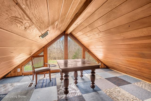 3004 Haney Dr, La Grange, KY 40031