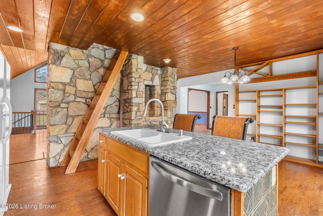 3004 Haney Dr, La Grange, KY 40031