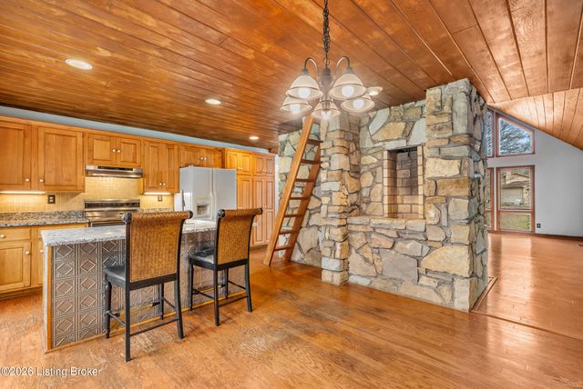 3004 Haney Dr, La Grange, KY 40031