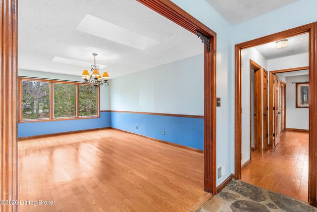 3004 Haney Dr, La Grange, KY 40031