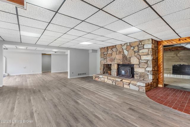 3004 Haney Dr, La Grange, KY 40031