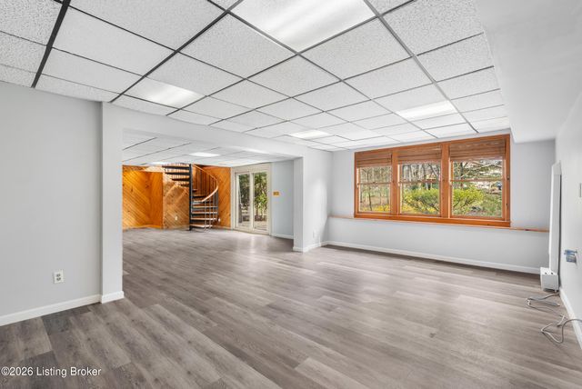 3004 Haney Dr, La Grange, KY 40031