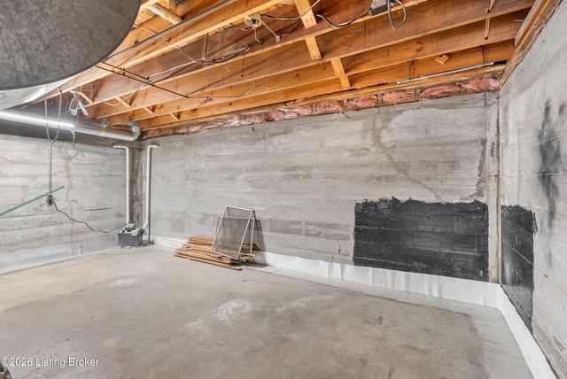 3004 Haney Dr, La Grange, KY 40031