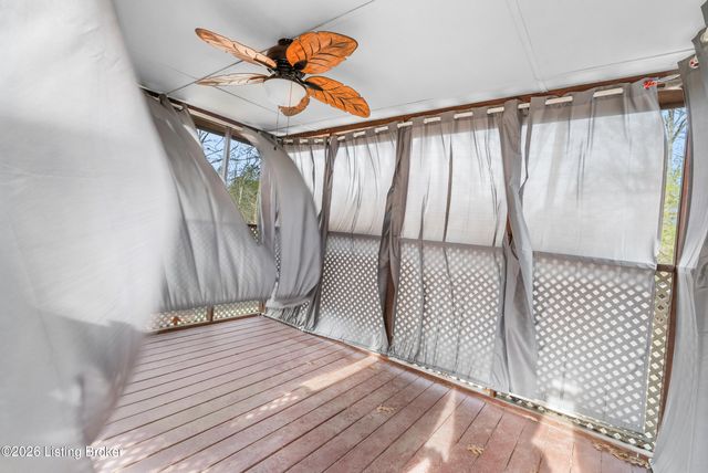 3004 Haney Dr, La Grange, KY 40031